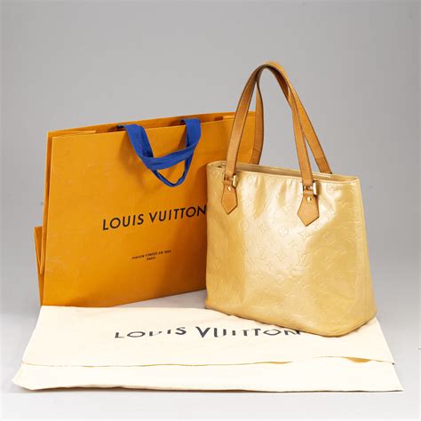 louis vuitton bag buyer in houston tx|Louis Vuitton Houston Galleria.